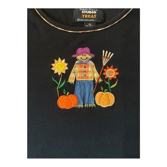 Studio Treat Black Embroidered Scarecrow Fall‎ Shirt 2X - Picture 2 of 3
